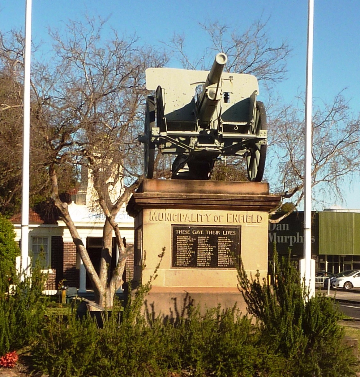 Enfield War Memorial. Photo Cathy Jones 2017