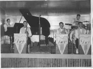 Vic's Cabaret featuing Keith